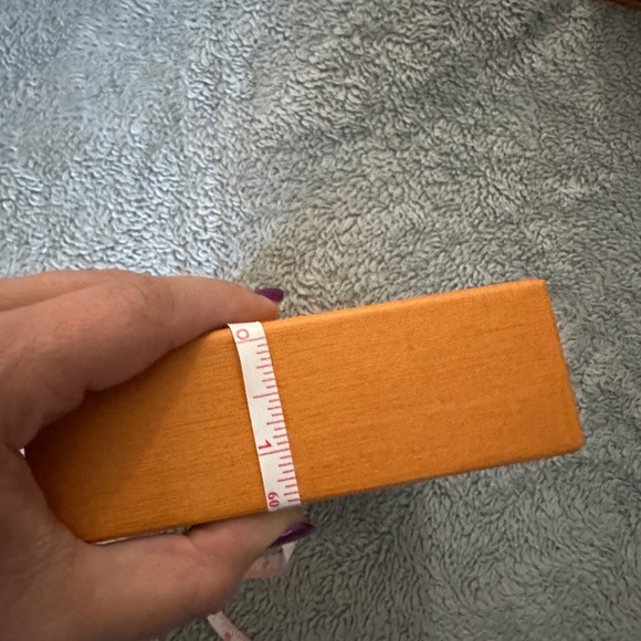 Louis Vuitton accessories box - Picture 4 of 6